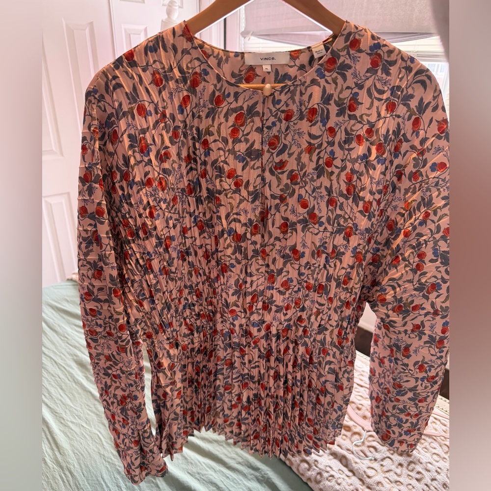 Vince Multicolor Floral Blouse Women’s
Size: XL - Picture 11 of 13